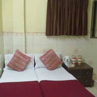 GOOD LUCK HOTEL, Mumbai 2